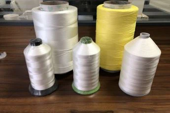 Linha de costura industrial de poliéster